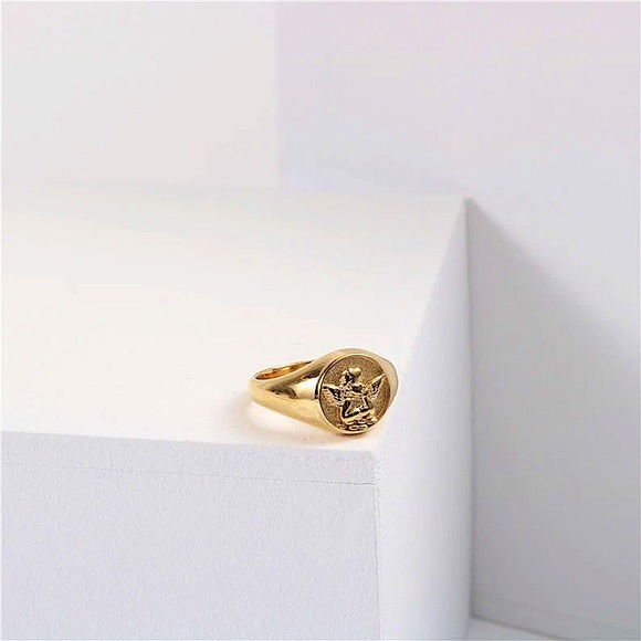 Non-Tarnish Angel Ring - Picture 3 of 8